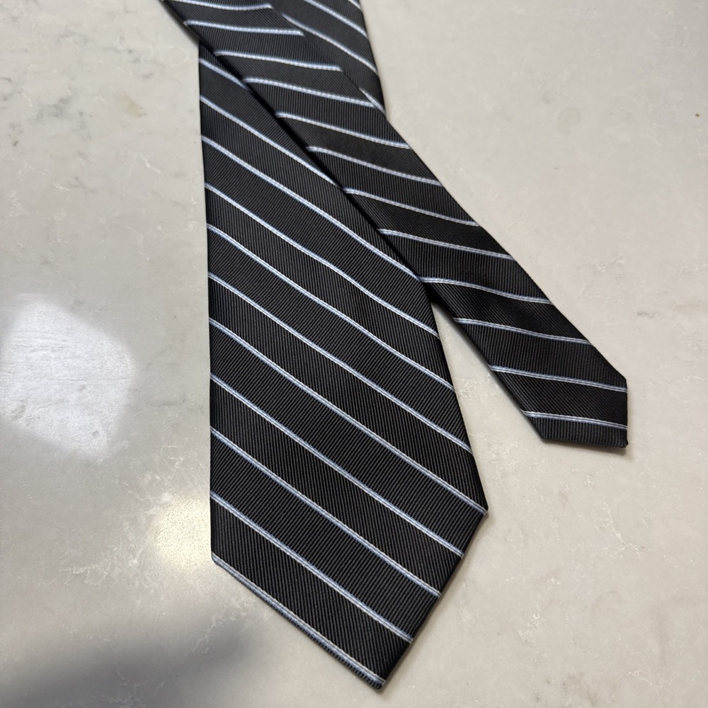 Jos A Bank Executive Collection Hand Sewn England Red/Yellow Striped Repp XL Tie